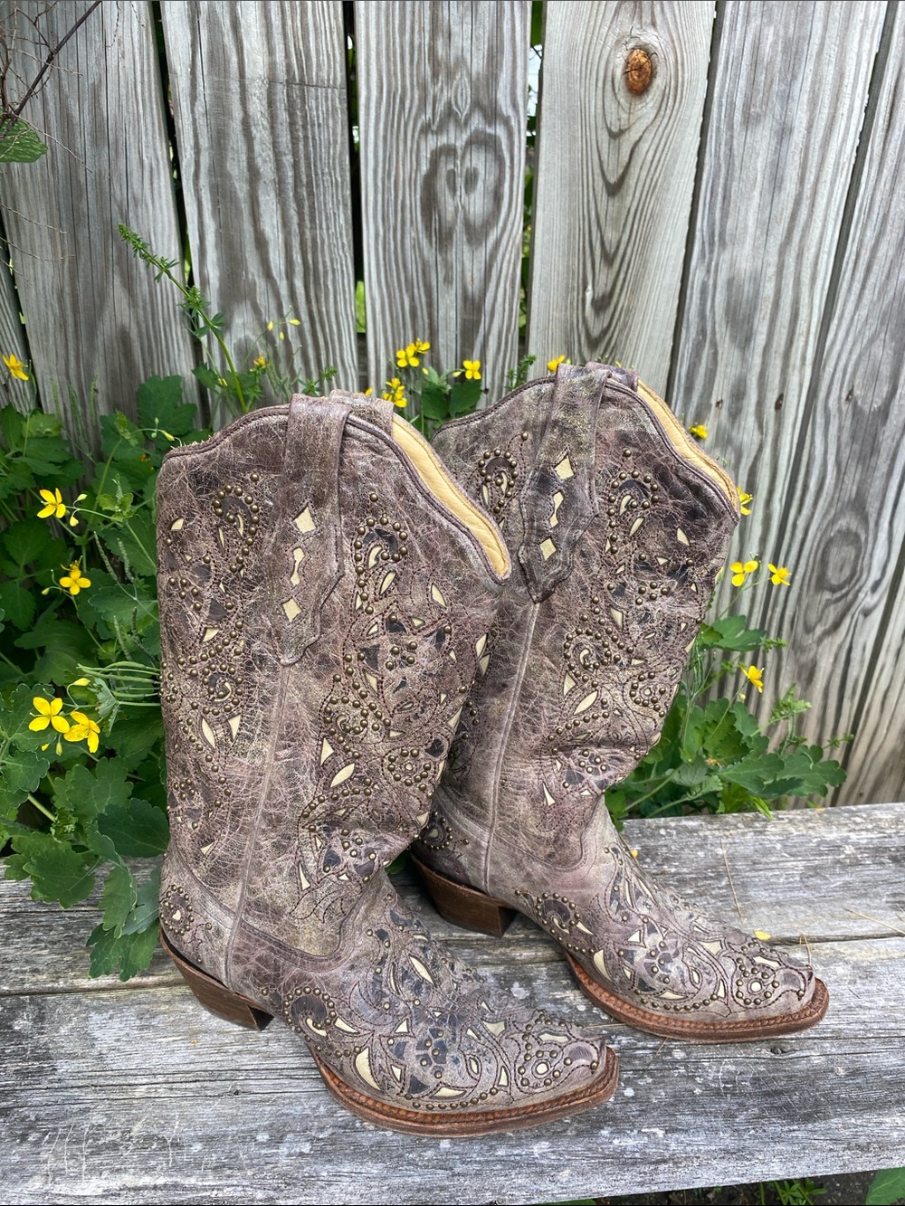 Corral Vintage Bronze Studded A1098 Women’s Cowboy Boots Size 8 READ DESCRIPTION - Picture 5 of 16